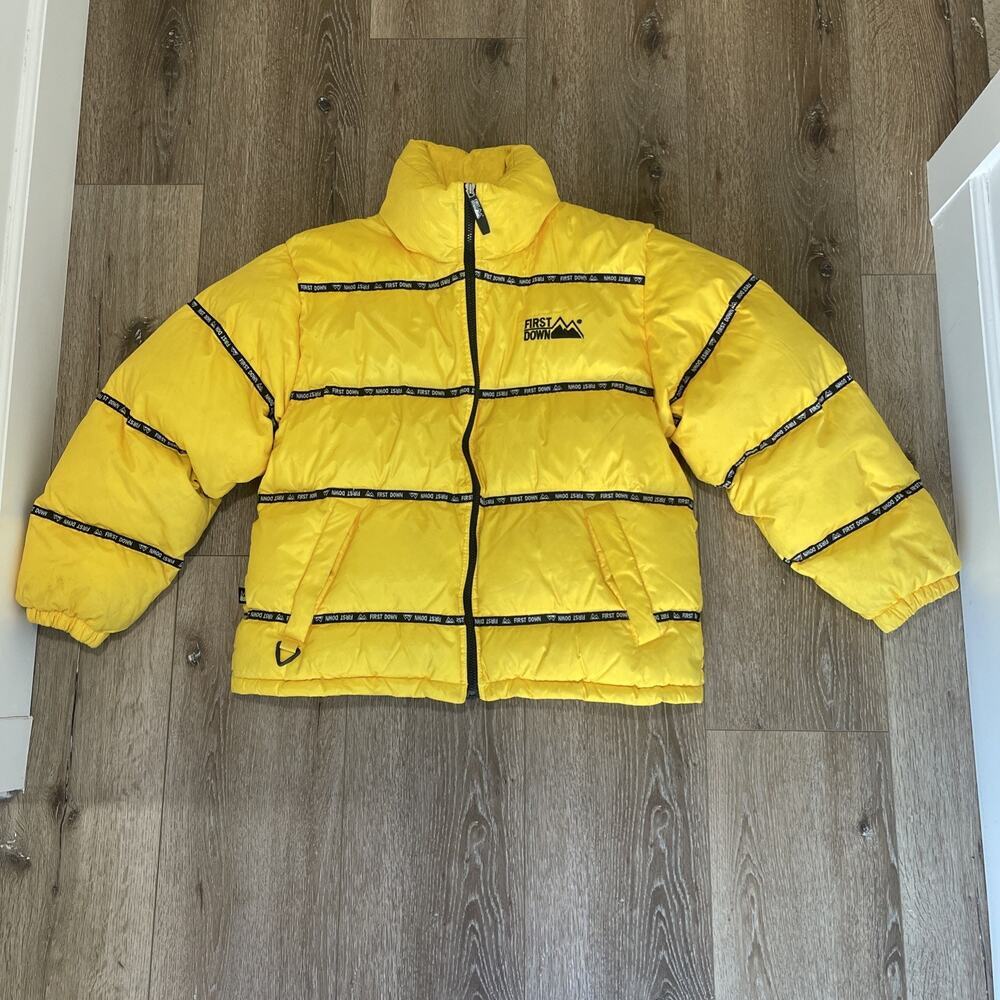 First Down Puffer Men M Jacket Duck Feather Down Y2K 90s HipHop Yellow Vtg Boxy